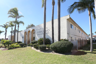 Portofino Apartments in Oxnard, CA - Building Photo