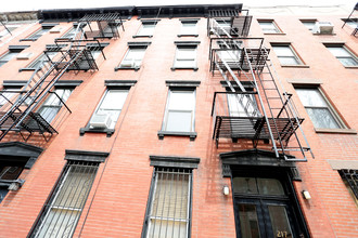 217 Sackett St in Brooklyn, NY - Building Photo - Building Photo