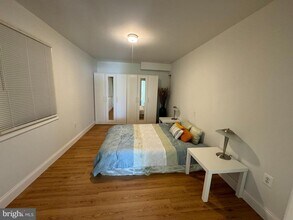 12606 Stratford Garden Dr in Silver Spring, MD - Building Photo - Building Photo