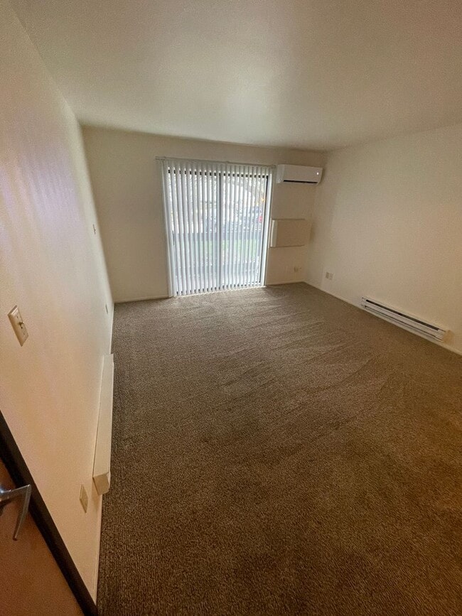 1117 S Cross St in Sycamore, IL - Building Photo - Building Photo