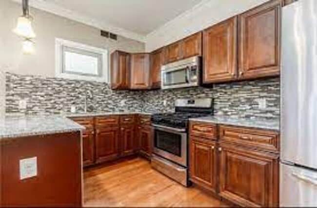 property at 209 S Goodman St