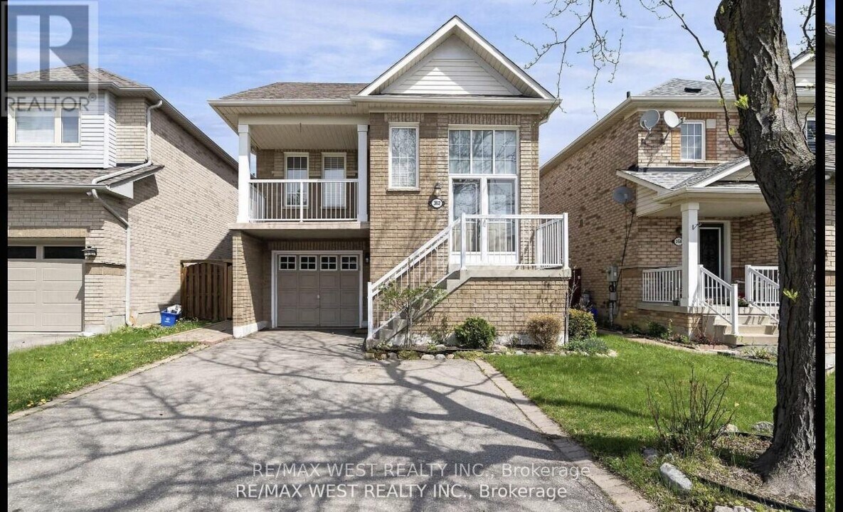 362 Avro Rd in Vaughan, ON - Building Photo