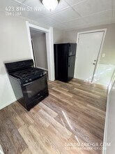 423 8th St NW in Grand Rapids, MI - Building Photo - Building Photo
