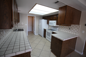 3731 E Hampton Ave in Mesa, AZ - Building Photo - Building Photo