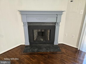 13825 Cabernet Ct in Chantilly, VA - Building Photo - Building Photo