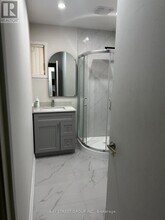 44 Hawksbury Dr in Toronto, ON - Building Photo - Building Photo