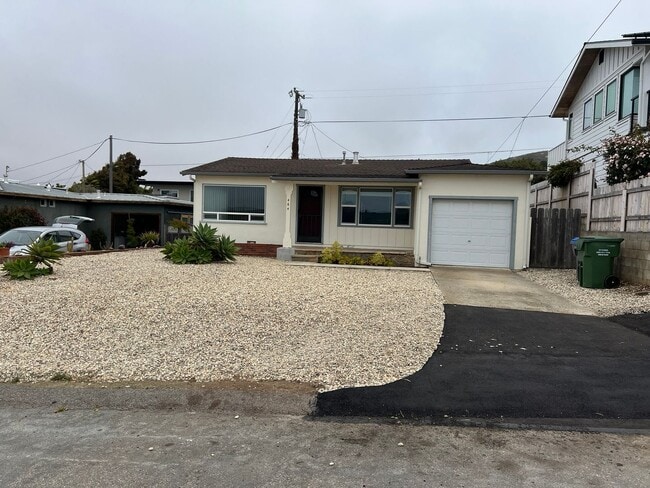property at 464 Arbutus Ave