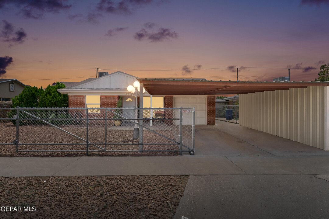 5640 Devon Ave in El Paso, TX - Building Photo