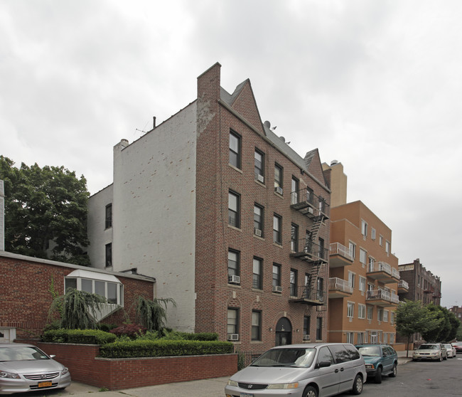 1563 W 7th St in Brooklyn, NY - Building Photo - Building Photo