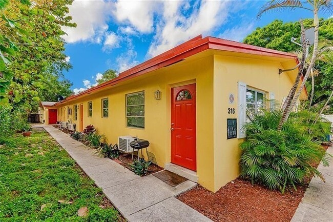 property at 316 SW 15th St