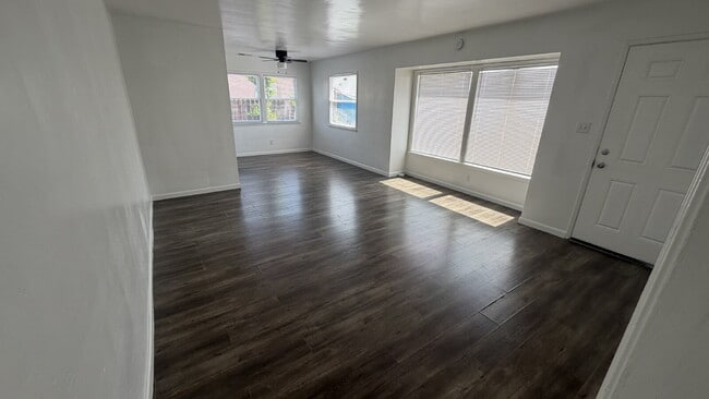 1400 Maitland Dr in Bakersfield, CA - Building Photo - Building Photo