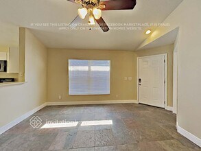 10517 Lakeside Vista Dr in Riverview, FL - Building Photo - Building Photo