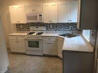 178 Osborn St photo'