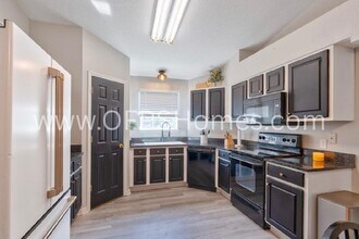 405 Bobby Dr in Crestview, FL - Building Photo - Building Photo