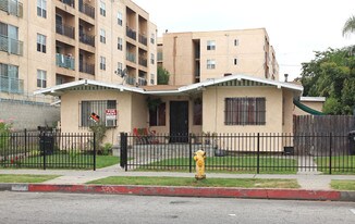 6441 Seville Ave Apartments