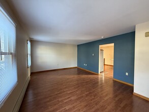 311 Oakwood Ave in State College, PA - Building Photo - Building Photo