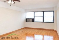 Living Room - Buena Shores Apartments in Chicago, Illinois