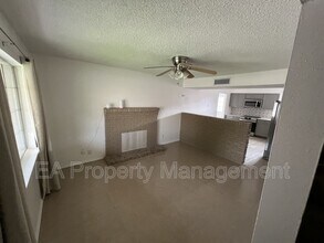 11620 Versailles Ave NE in Albuquerque, NM - Building Photo - Building Photo