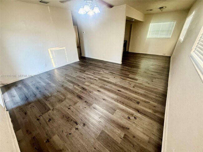 1132 NW 30th Ave in Fort Lauderdale, FL - Building Photo - Building Photo