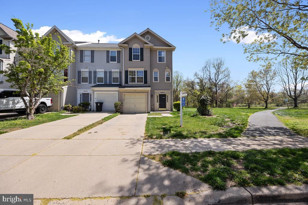 4443 Cornwall Ct in Upper Marlboro, MD - Building Photo