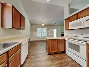 375 Walden Ridge Ct in Winston-Salem, NC - Building Photo - Building Photo