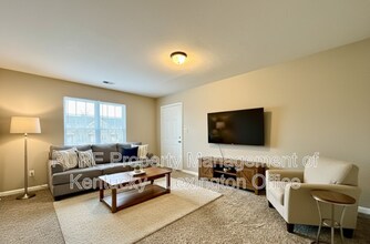 137 Grinder Ct in Nicholasville, KY - Building Photo - Building Photo