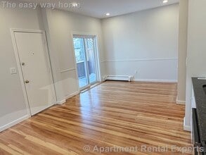 170 Putnam Ave, Unit 2 in Cambridge, MA - Building Photo - Building Photo