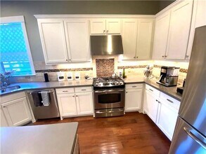 926 E 54th St in Austin, TX - Building Photo - Building Photo