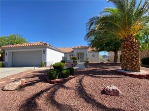 10420 Villa Ridge Dr in Las Vegas, NV - Building Photo - Building Photo