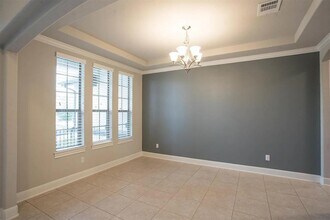 3809 Vinalopo Dr in Bee Cave, TX - Building Photo - Building Photo