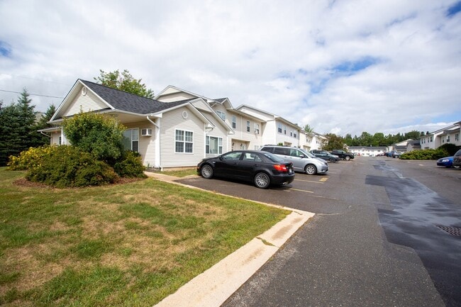 59 Walter Cl in Fredericton, NB - Building Photo - Building Photo