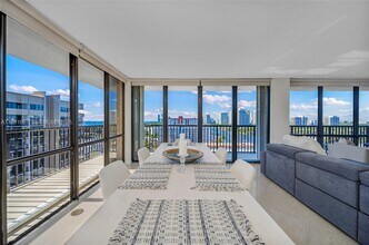 2017 S Ocean Dr in Hallandale Beach, FL - Building Photo - Building Photo
