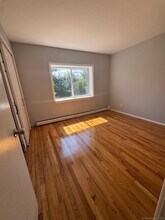 404 Charles St in Bridgeport, CT - Building Photo - Building Photo