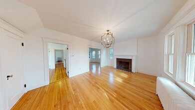 59 Manthorne Rd, Unit 1 in Boston, MA - Building Photo - Building Photo