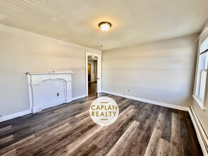 545 East St, Unit 2 in New Haven, CT - Foto de edificio - Building Photo