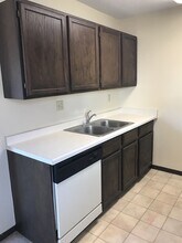 2021 Jefferson St in Duluth, MN - Building Photo - Building Photo