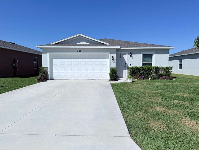 1388 Stone Ridge Cir