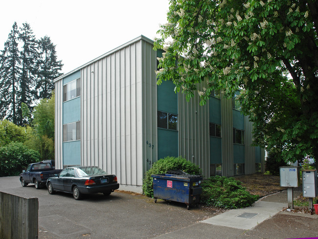 437 NW 11th St in Corvallis, OR - Foto de edificio - Building Photo