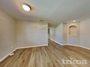 591 Swallowtail Dr in Haines City, FL - Building Photo - Building Photo