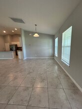 427 NW 7th Pl in Cape Coral, FL - Building Photo - Building Photo