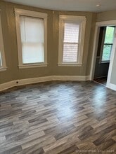 208 Fairview Ave in Bridgeport, CT - Building Photo - Building Photo