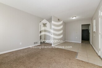6113 E 153 St in Grandview, MO - Building Photo - Building Photo