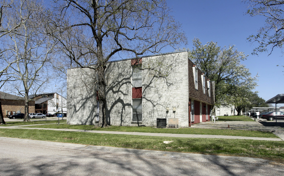 4749 Alvin Dark in Baton Rouge, LA - Foto de edificio