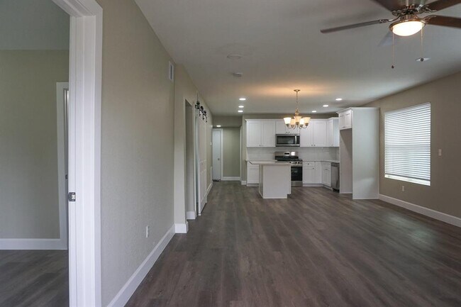 3703 Market St in Houston, TX - Building Photo - Building Photo