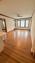 5400 W George St, Unit 2 in Chicago, IL - Building Photo - Building Photo