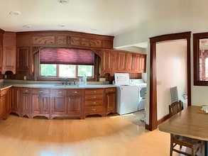 310 Scallon St in Hancock, MI - Foto de edificio - Building Photo