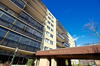 2185 Lemoine Ave in Fort Lee, NJ - Building Photo - Building Photo