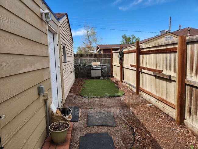 property at 985 Xavier St