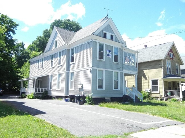 420 Westcott St, Unit 2 in Syracuse, NY - Building Photo - Building Photo