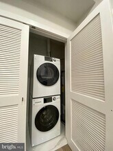 2216 Walnut St in Philadelphia, PA - Building Photo - Building Photo